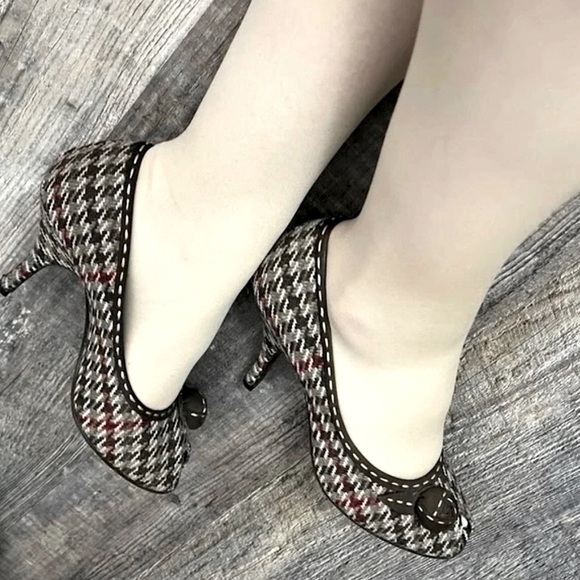 Prada Calzature Donna Patent Leather Pumps Peep/Open Toe - Picture 13 of 13